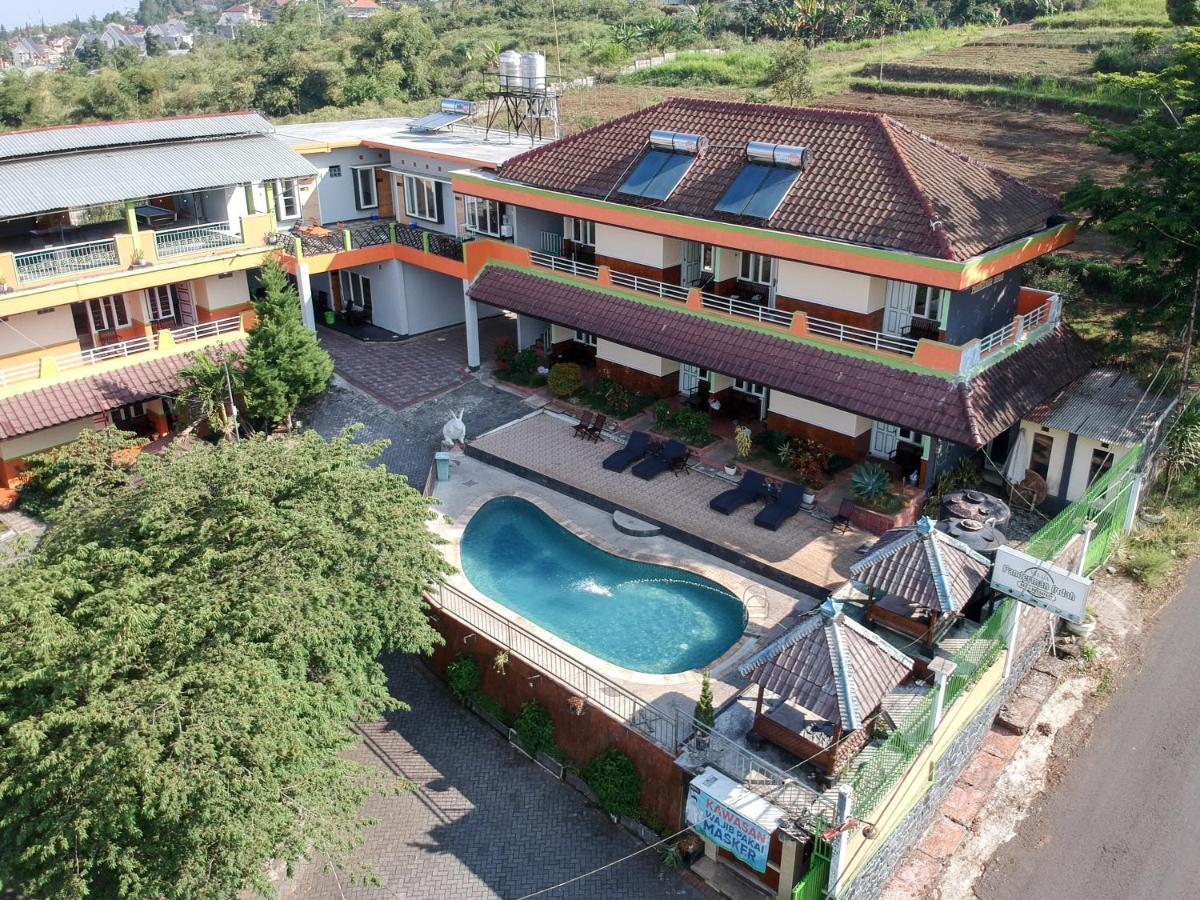 Villa Panderman Indah Batu  Luaran gambar