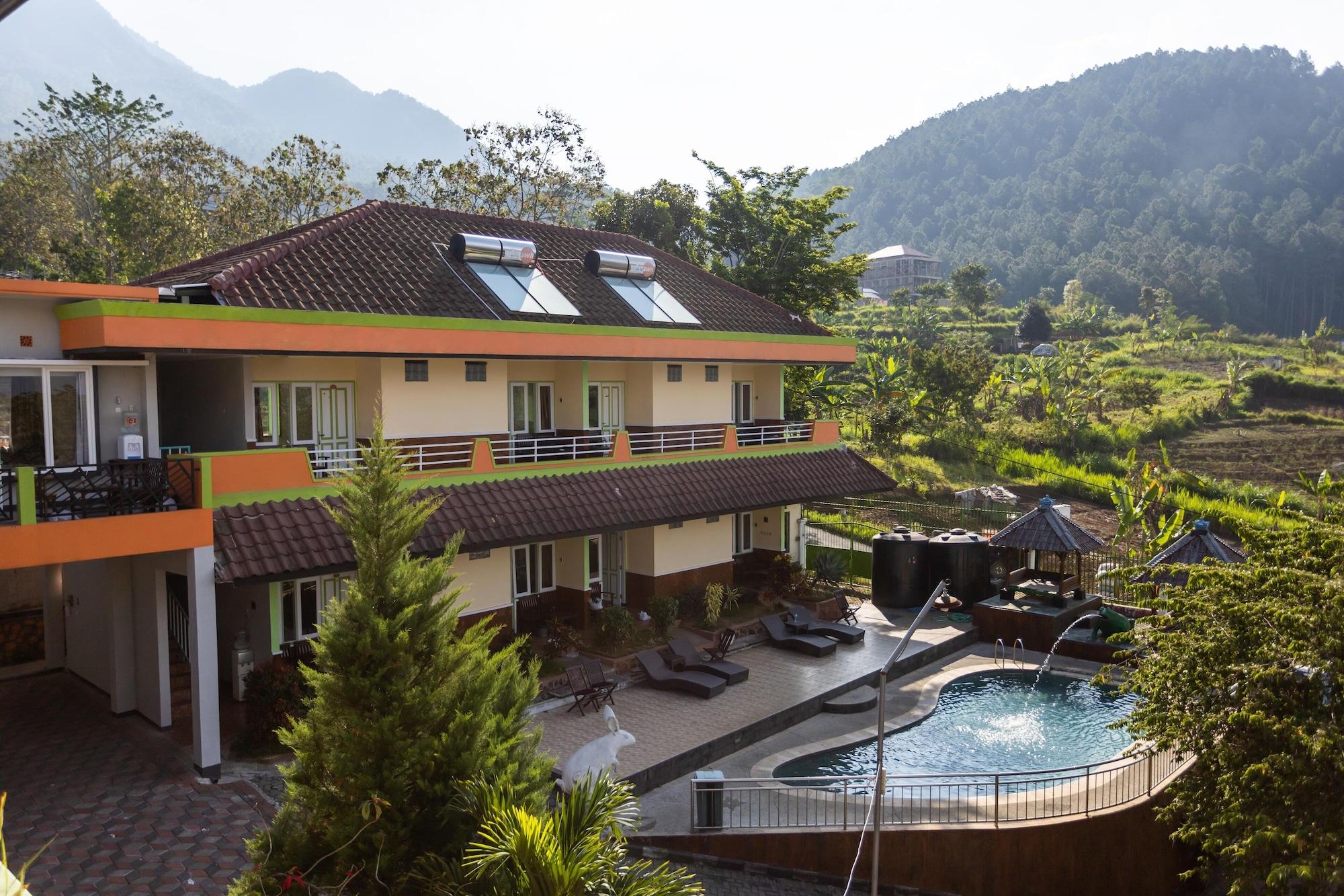 Villa Panderman Indah Batu  Luaran gambar