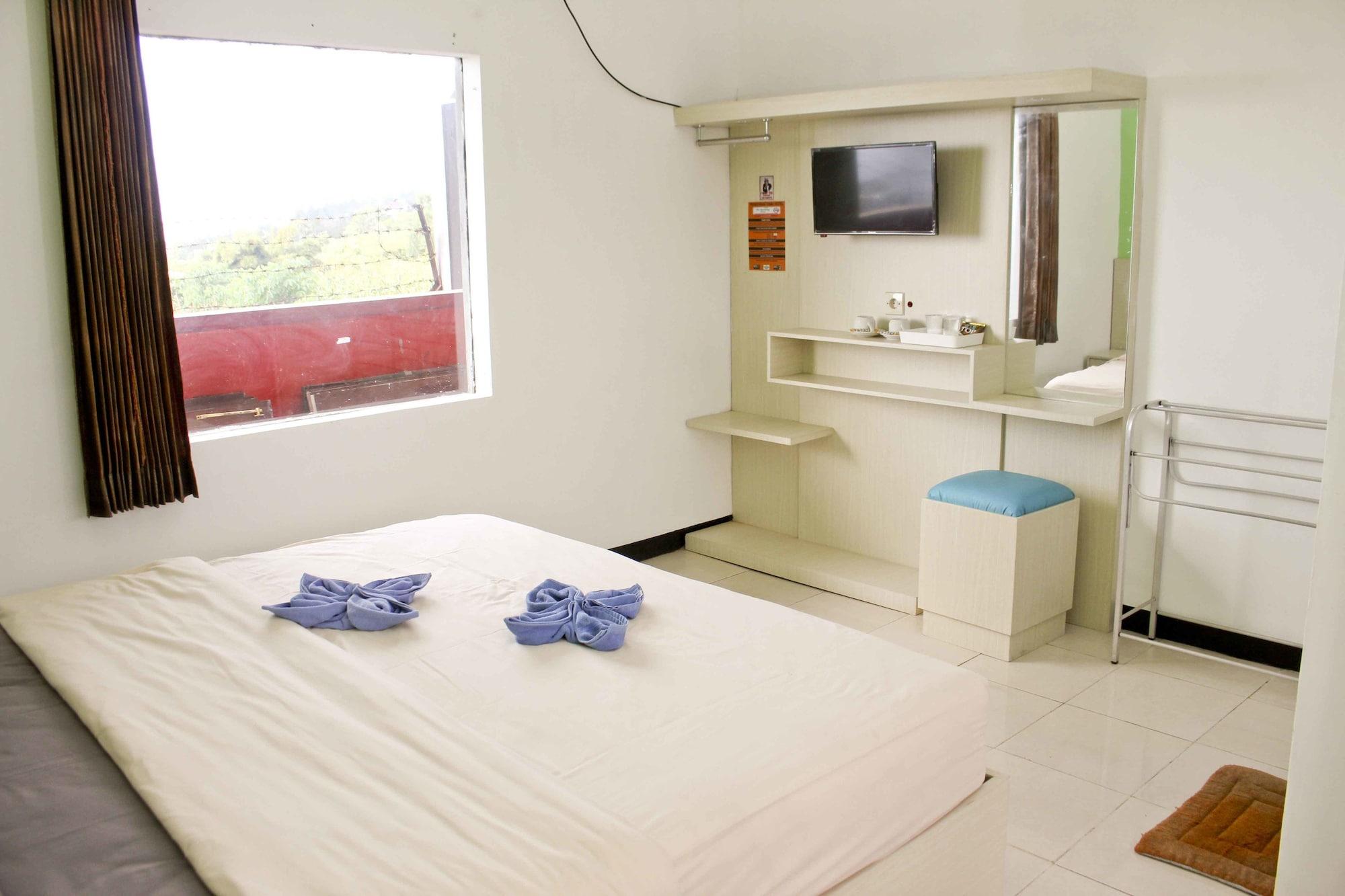 Villa Panderman Indah Batu  Luaran gambar